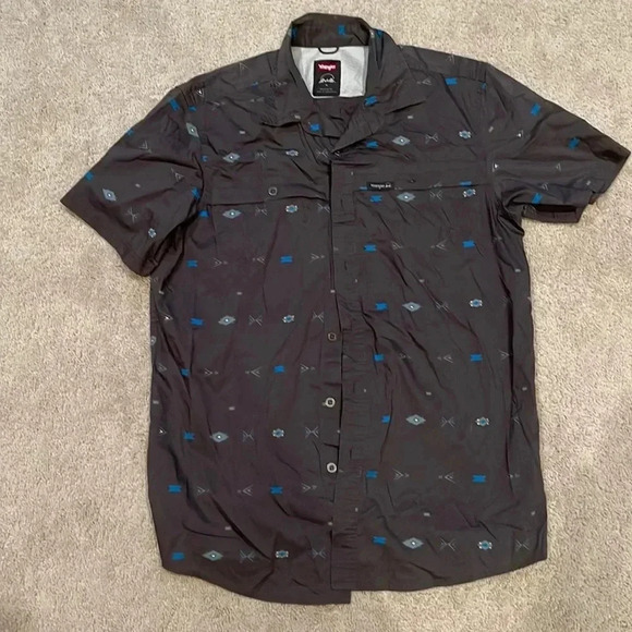 Wrangler Aztec design fishing style shirt size M - Picture 1 of 6